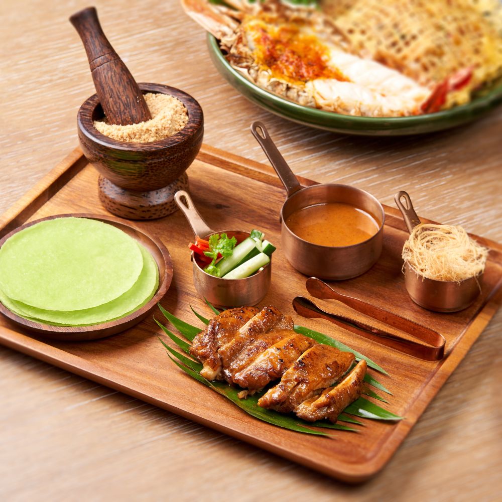 โรตีมัสมั่นไก่สายไหมโรล